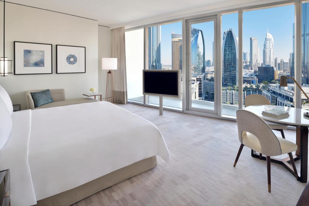 Address Sky View, Downtown Dubai Hotel Exterior foto A guest room at the hotel